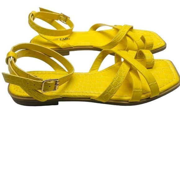 JustFab Yellow Wild & Free Sandals - Size 6.5 - Picture 11 of 16